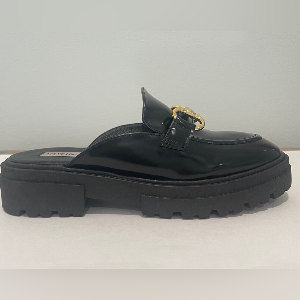 STEVE MADDEN Missk Black Patent Leather Chunky Lug Platform Mule Loafers (7) - Picture 7 of 15